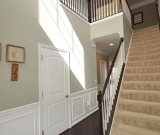 Two story foyer