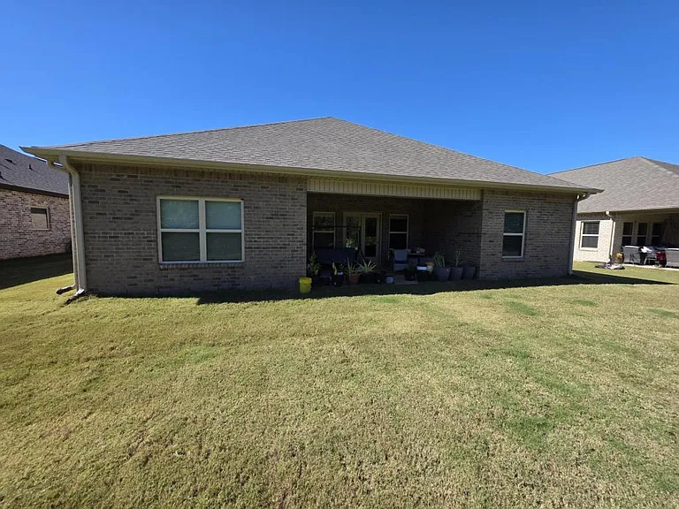 352 Castlepath Dr SW — Photo 33