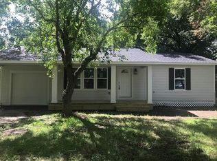 704 E 2nd St, Sweeny, TX 77480