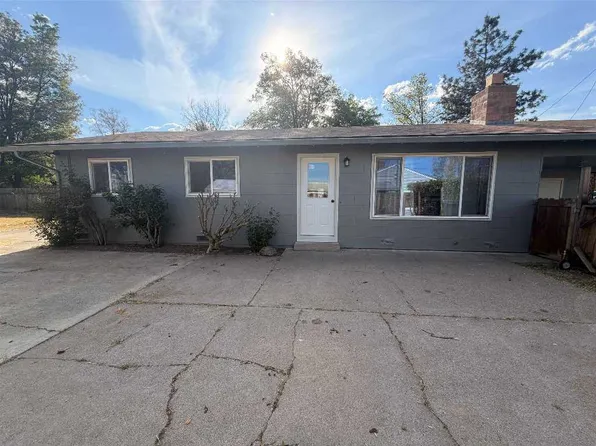 727 Butte St, Yreka, CA 96097