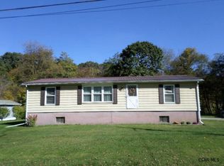 309 Main St, Seanor, PA 15953
