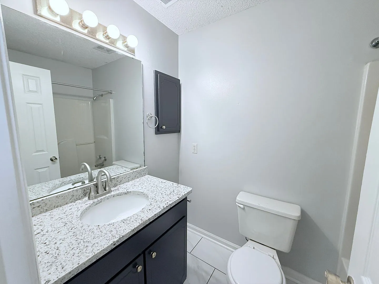 1006 Creekside — Photo 4
