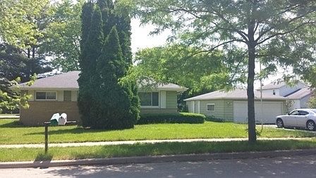 2nd image of 485 N 1st St