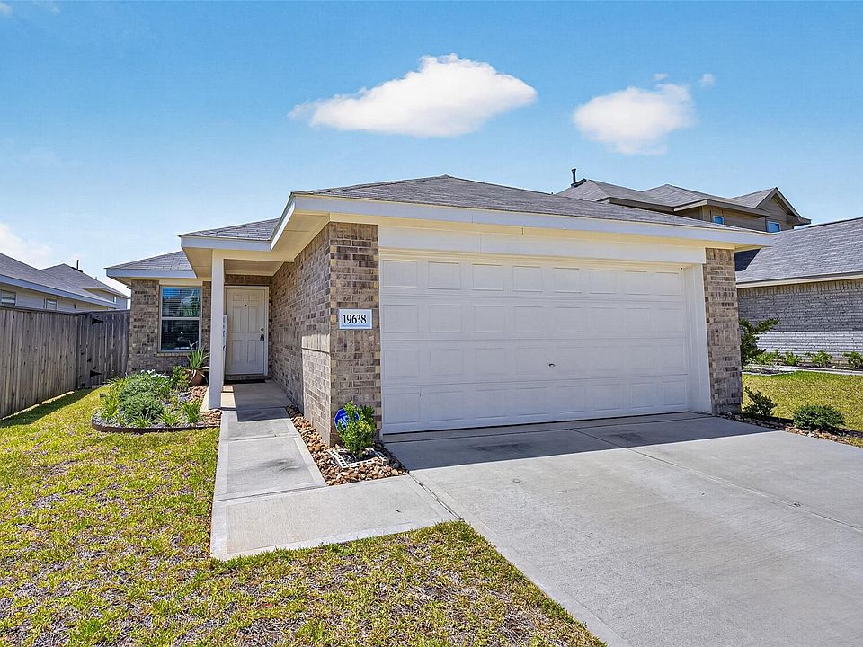 1st image of 19638 Rupetti Dr