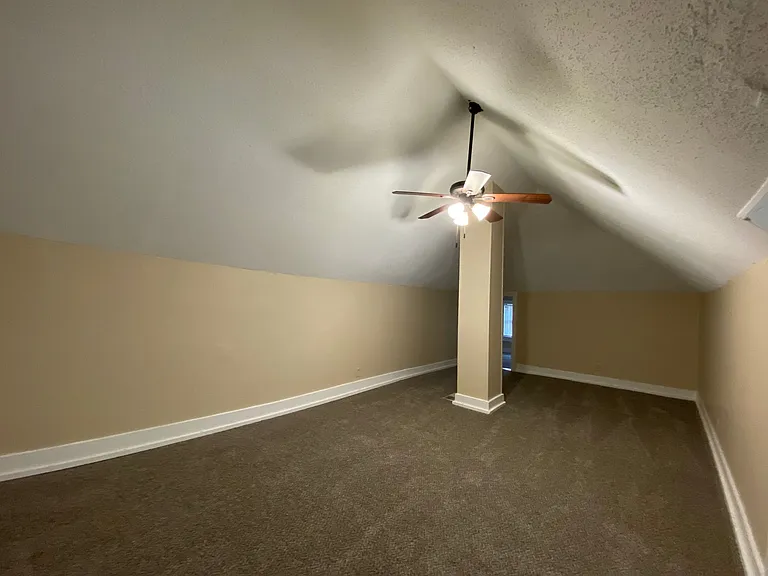 28 N McNeil St #2 — Photo 14