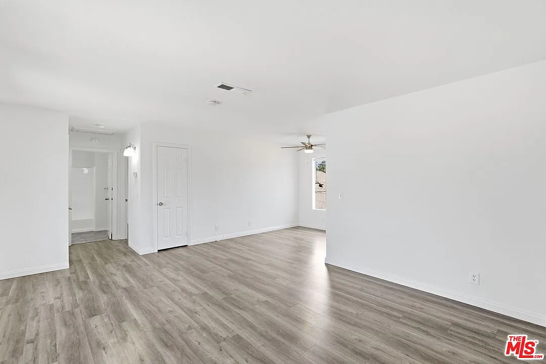 Building Photo - 1707 Keeler St #C