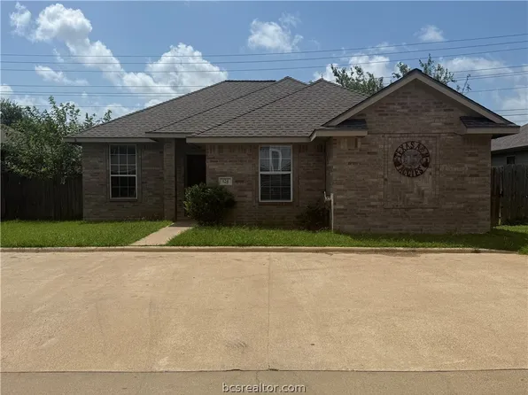 124 Sterling St, College Station, TX 77840