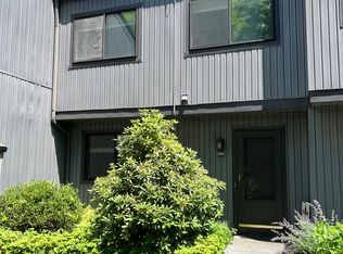 1905 Magnolia Walk, Poughkeepsie, NY 12603