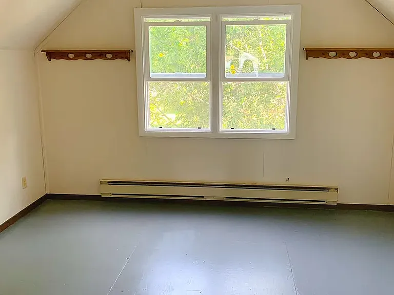 2203 Rudolph Rd — Photo 11