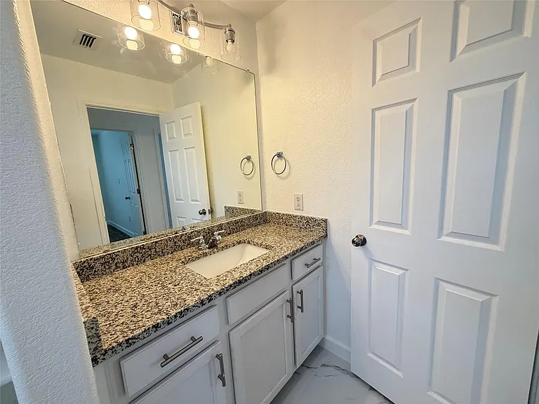 10321 Forest Grove Dr — Photo 16