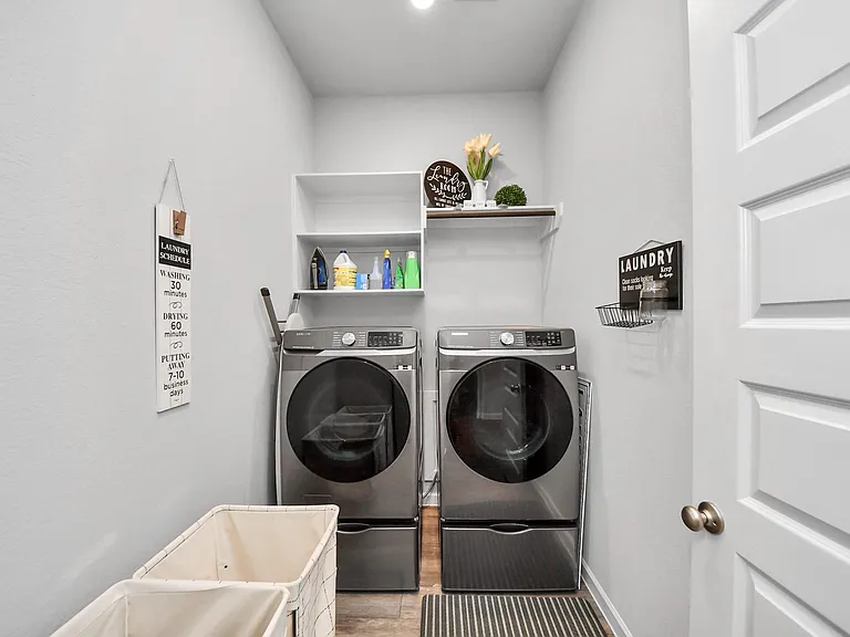 1711 Rustling Creek Dr — Photo 30
