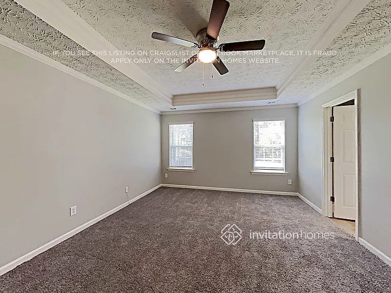 1317 Kent Mnr — Photo 13