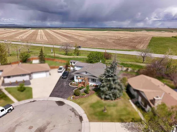 16 S Mountview Pl, Granum, AB T0L 1A0