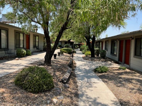 520 Palm Dr