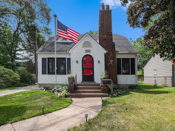 1251 W Troy St, Ferndale, MI 48220