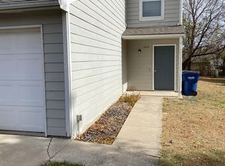 1404 Ash Ct, Eudora, KS 66025