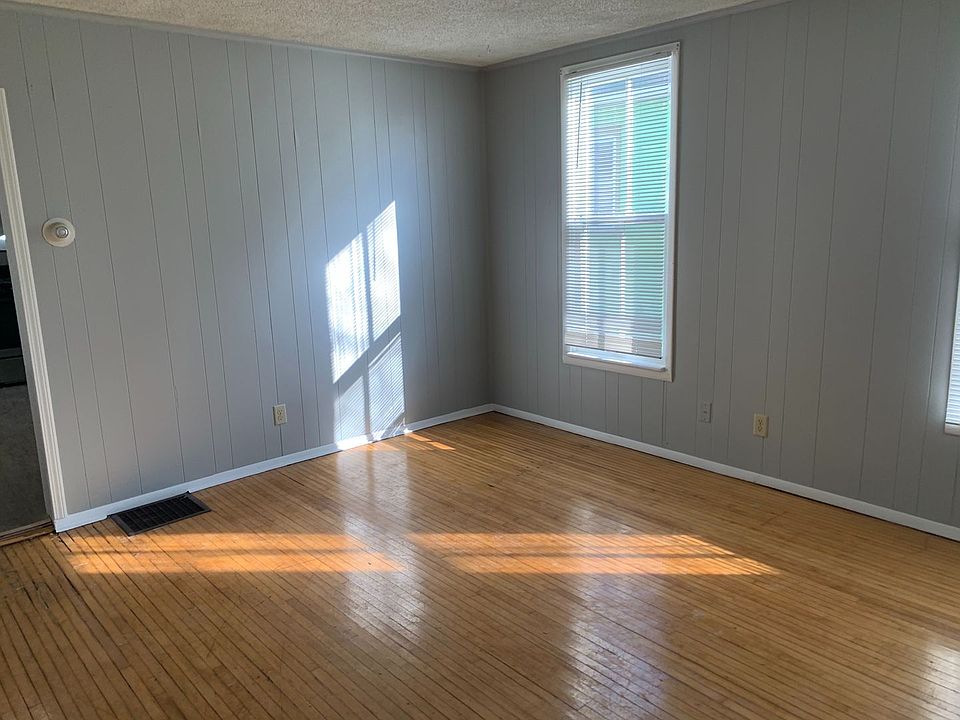1st image of 685 Magnolia Ave E #1