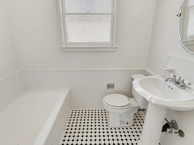455 N Hayworth Ave — Photo 34