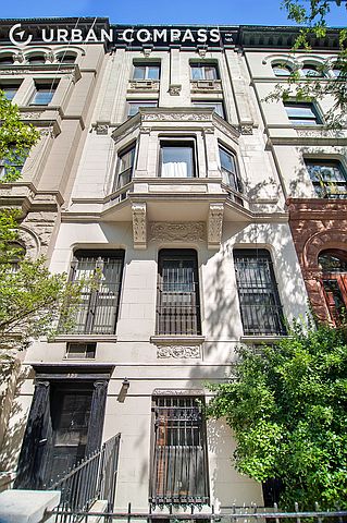 2nd image of 137 W 80th St APT 2A