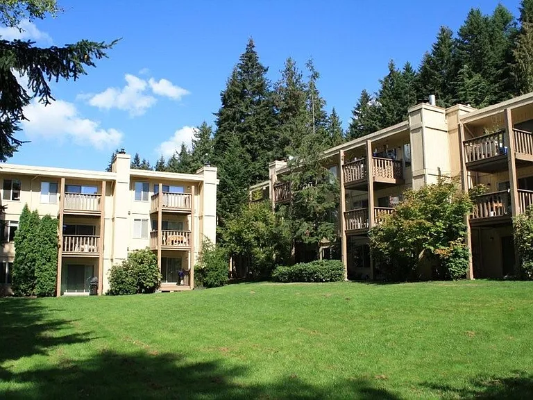 Willow Creek Apartments — Photo 1