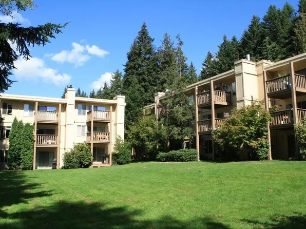 Willow Creek Apartments