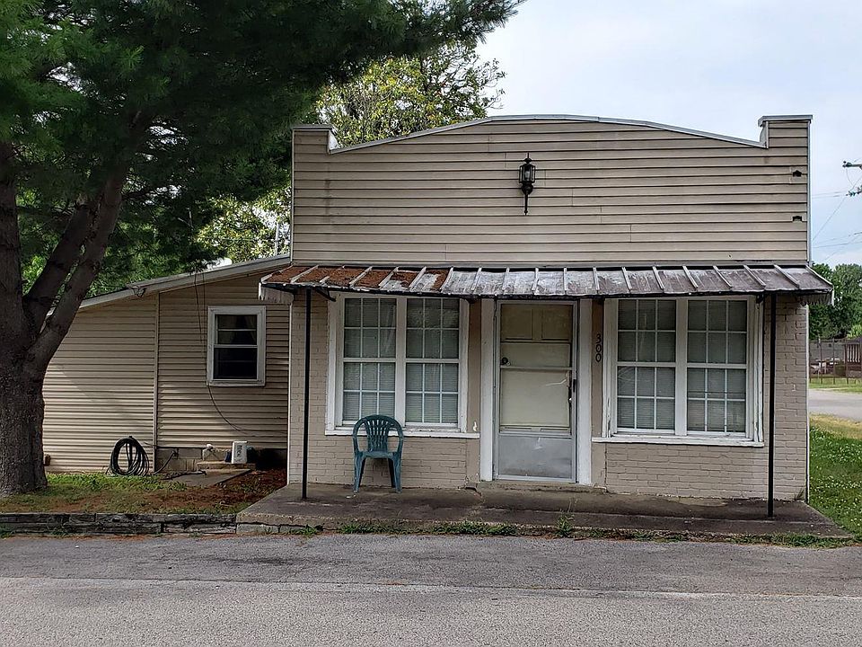 1st image of 300 Valeria St