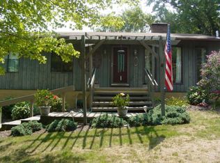 2512 Delta Dr, Uniontown, OH 44685