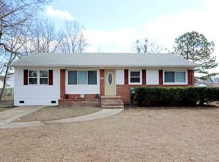 310 Lynnhaven Dr, Hampton, VA 23666