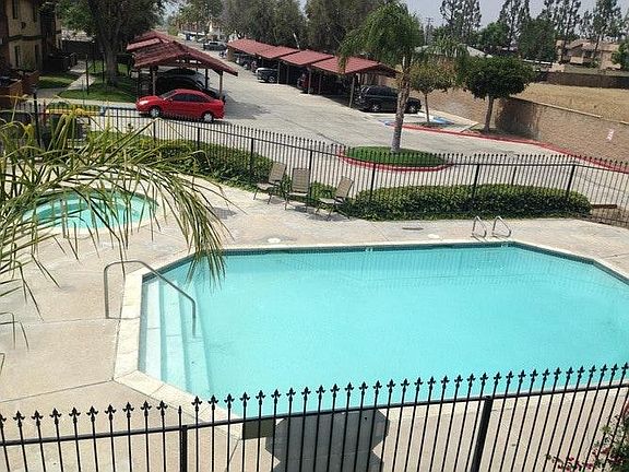 5th image of 17450 Arrow Blvd APT 7