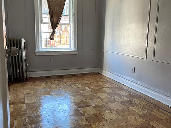 5th image of 3216 Seymour Ave #2B