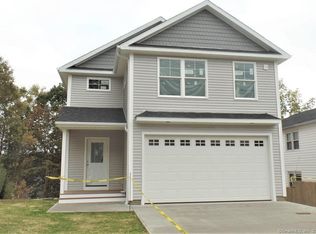 156 Lakeview Ave, Bridgeport, CT 06606