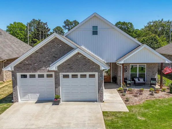 252 Camelot Way, Florence, AL 35633