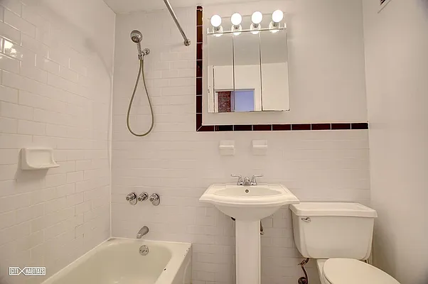 Rented by Citi Habitats | media 25