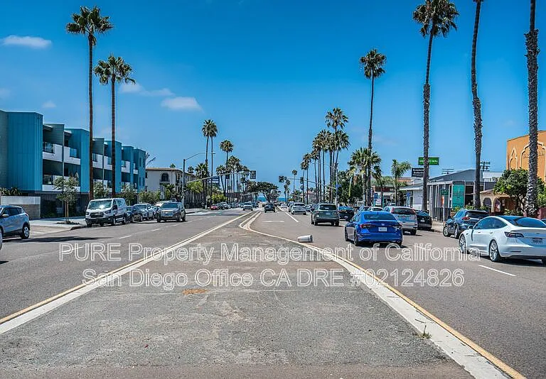 1051.5 Grand Ave — Photo 13