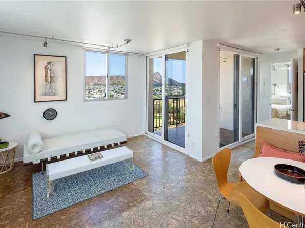 2916 Date St APT 20J, Honolulu, HI 96816