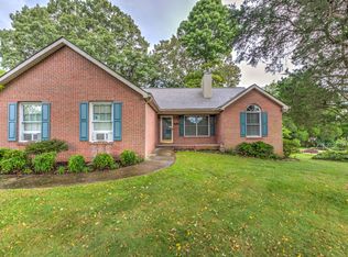 4205 Crestfield Rd, Knoxville, TN 37921