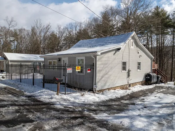 154 Lakeview Drive, Cuddebackville, NY 12729