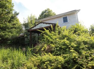 14413 Ellsworth Rd, Berlin Center, OH 44401