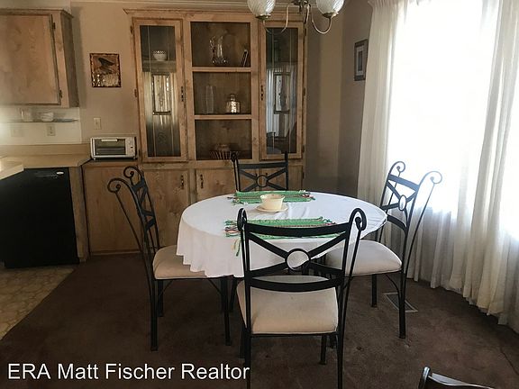 3rd image of 946 W Riverview Pl