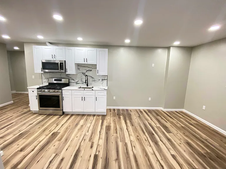 1426 W Rockland St #2 — Photo 9