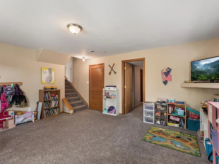 3490 Flying Horse Rd — Photo 21