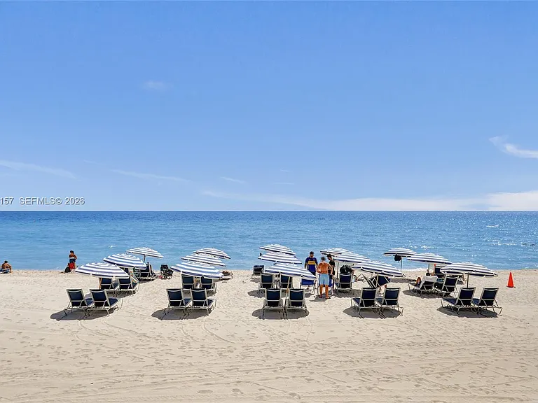 3725 S Ocean Dr #1419 — Photo 2