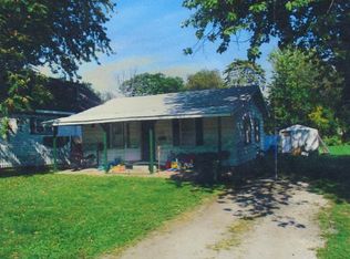 2884 E Locust St, Decatur, IL 62526