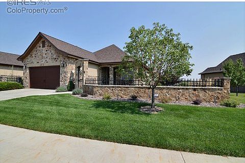 1st image of 2051 Vineyard Dr
