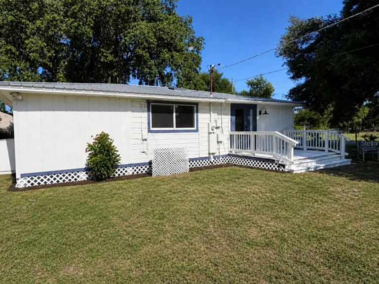 Gavin Rd — Photo 1