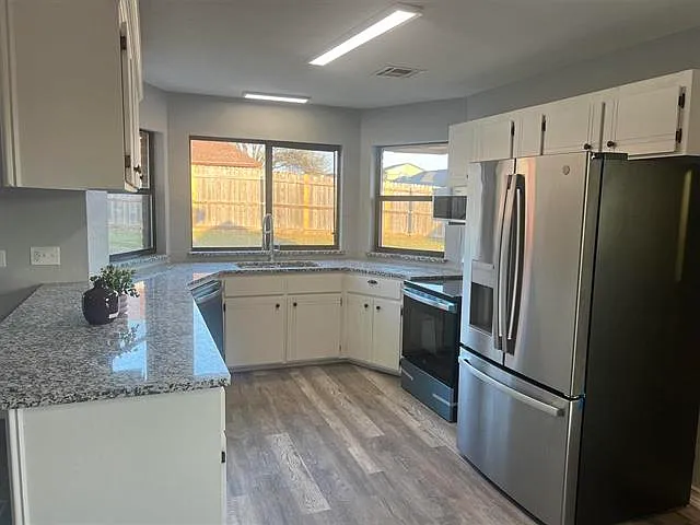 1916 SW Parkgrove Dr — Photo 6