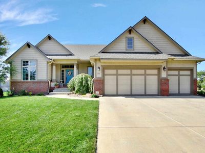 211 N City View Cir, Wichita, KS, 67235