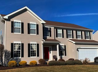 6430 Midleton Ln, McHenry, IL 60050
