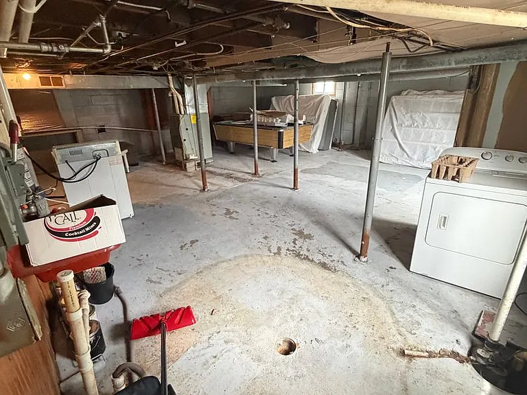 456 S Walnut St — Photo 8