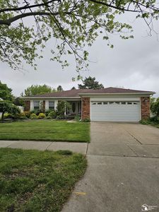 22149 S Chipmunk Trl, Woodhaven, MI, 48183